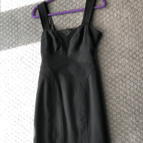 Nanette Lepore cut out back dress, size 4 - Picture 2 of 6